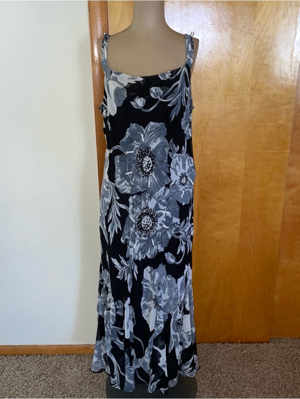 Midnight Velvet Black Floral Maxi Slip Dress, polyester, no stretch SZ.L
